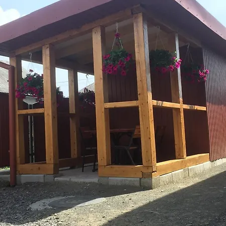 U Maksa Guest house Solochin