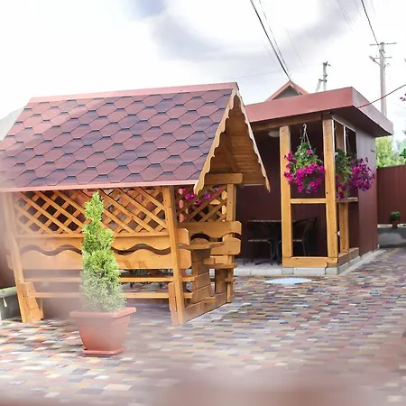 U Maksa Guest house Solochin